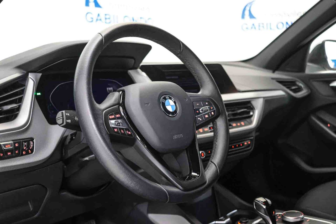 BMW Serie 1 118d Business Auto. - Foto 6
