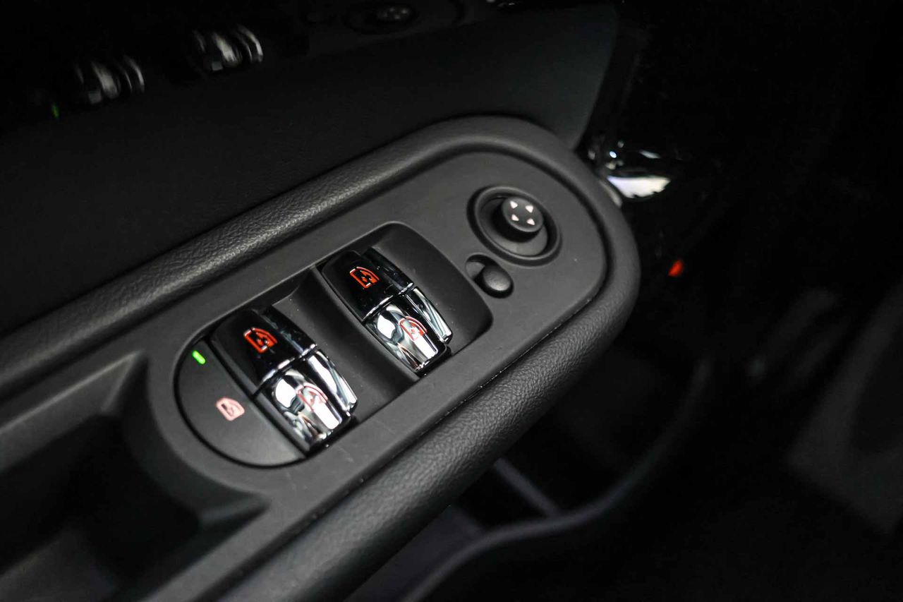 MINI Countryman Cooper S E ALL4 **Techo panorámico** - Foto 36