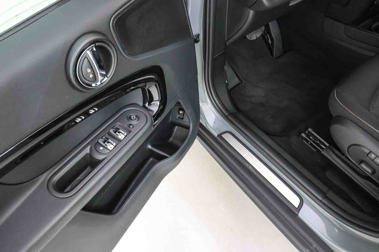 MINI Countryman Cooper S E ALL4 **Techo panorámico** - Foto 35