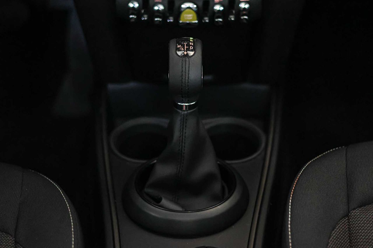 MINI Countryman Cooper S E ALL4 **Techo panorámico** - Foto 46