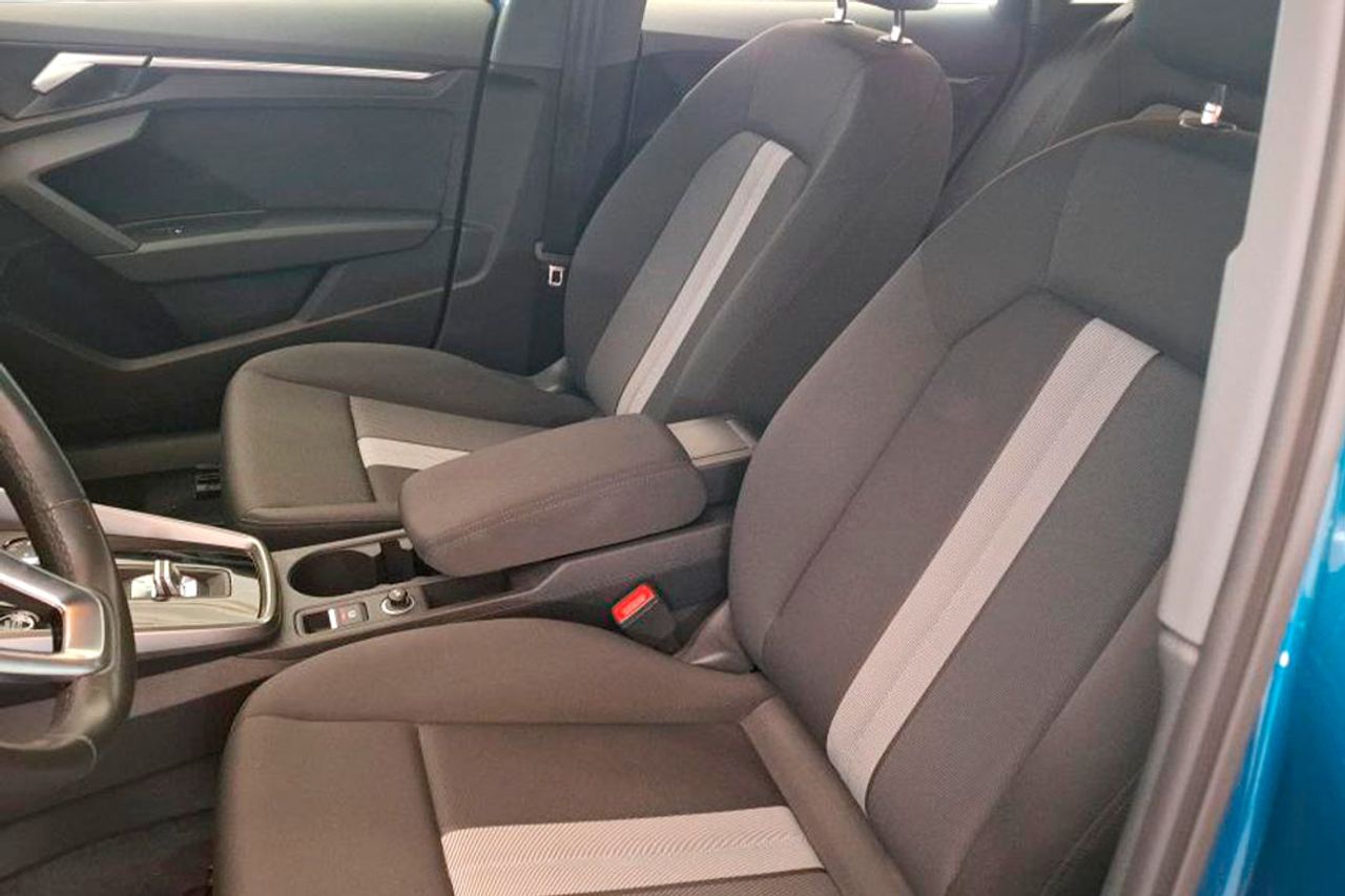 Audi A3 Sportback 35 TFSI 110kW (150CV) S tronic - Foto 5