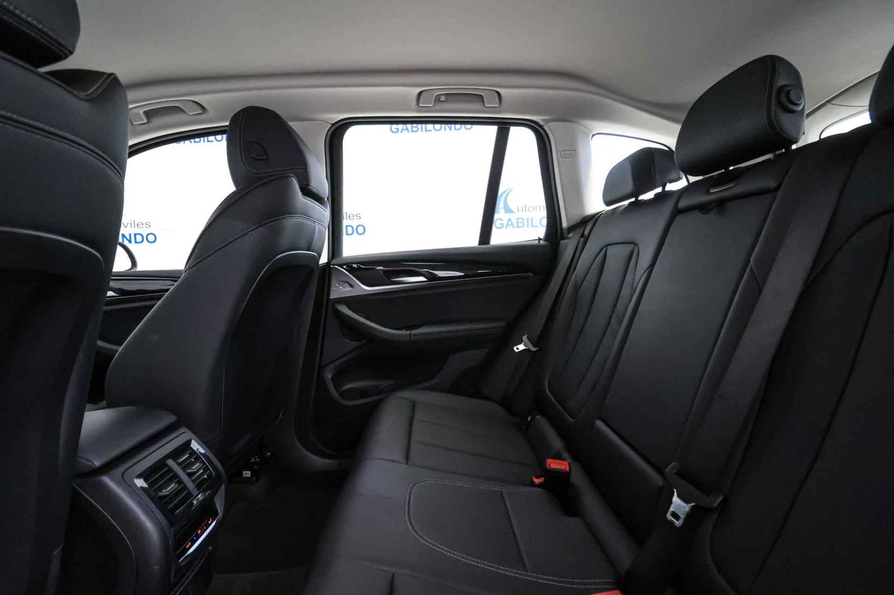 BMW X3 sDrive18d xLine - Foto 49