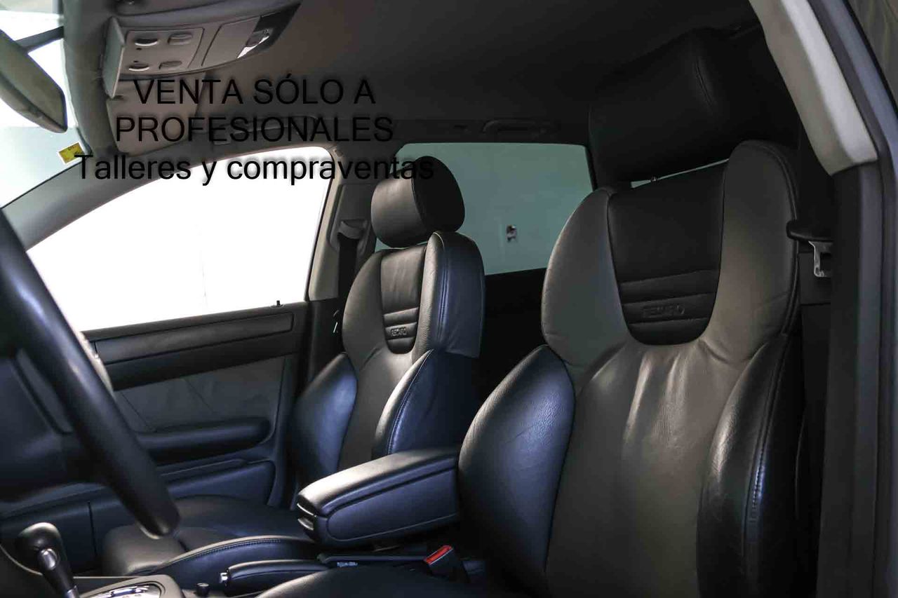 Audi Quattro 2.7T quattro tiptronic *A6 Allroad* **Asientos Recaro** - Foto 12