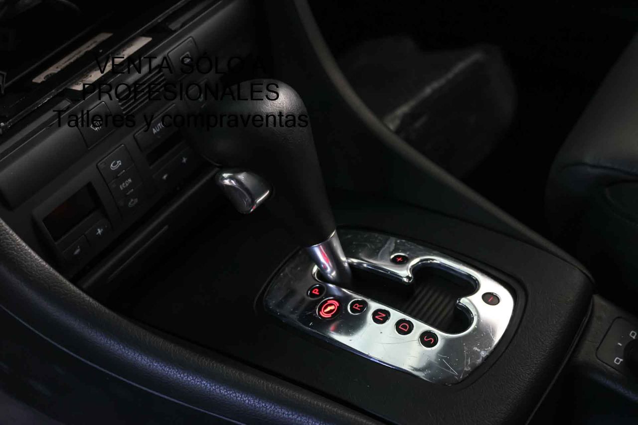 Audi Quattro 2.7T quattro tiptronic *A6 Allroad* **Asientos Recaro** - Foto 14