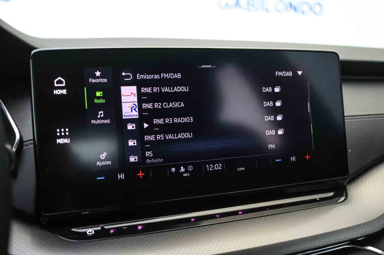 Skoda Octavia Combi 1.5 TSI 110kW DSG m-HEV Ambit - Foto 57