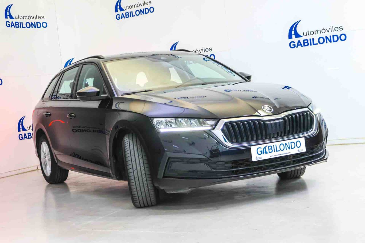 Skoda Octavia Combi 1.5 TSI 110kW DSG m-HEV Ambit - Foto 13
