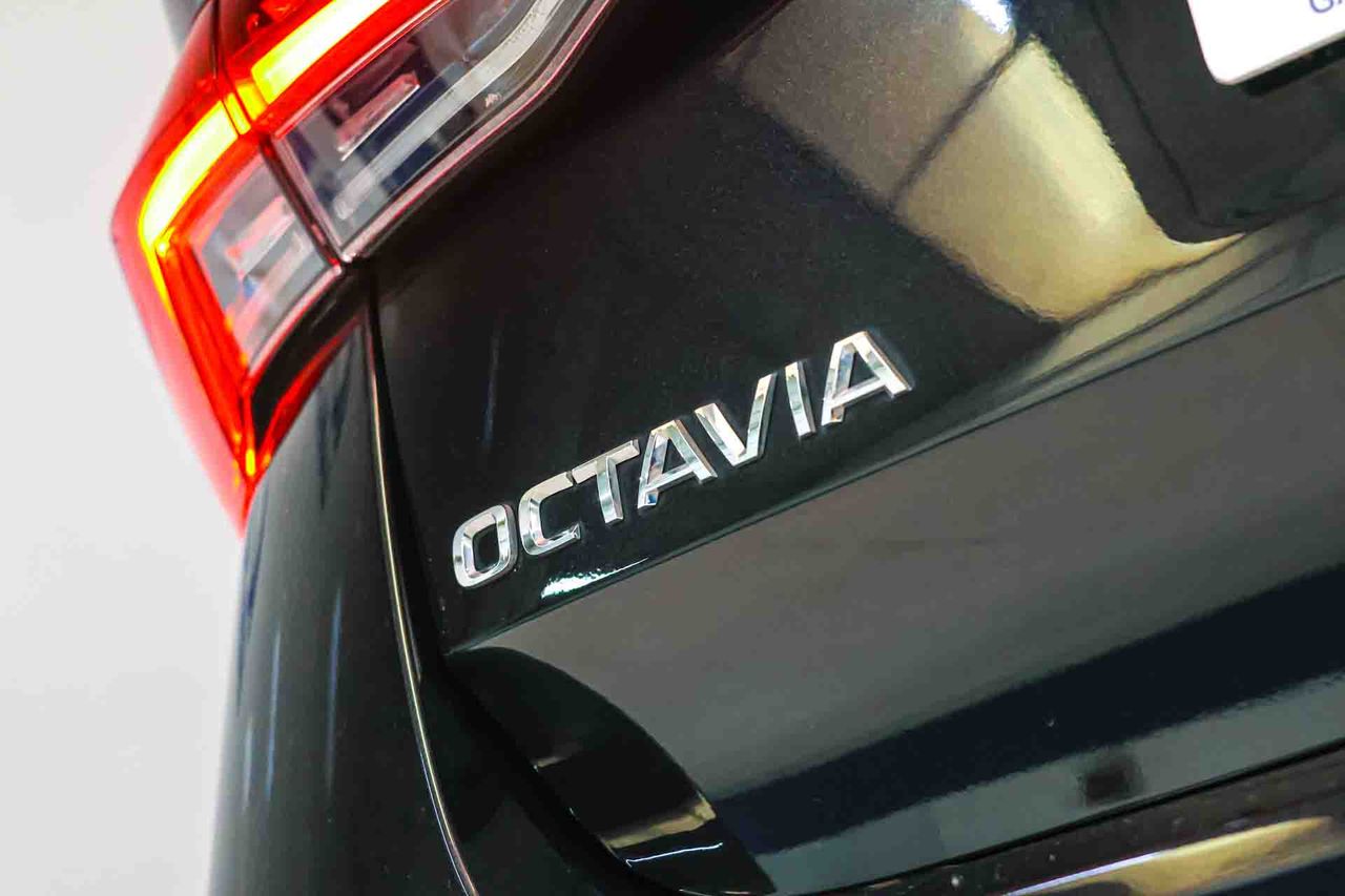 Skoda Octavia Combi 1.5 TSI 110kW DSG m-HEV Ambit - Foto 15