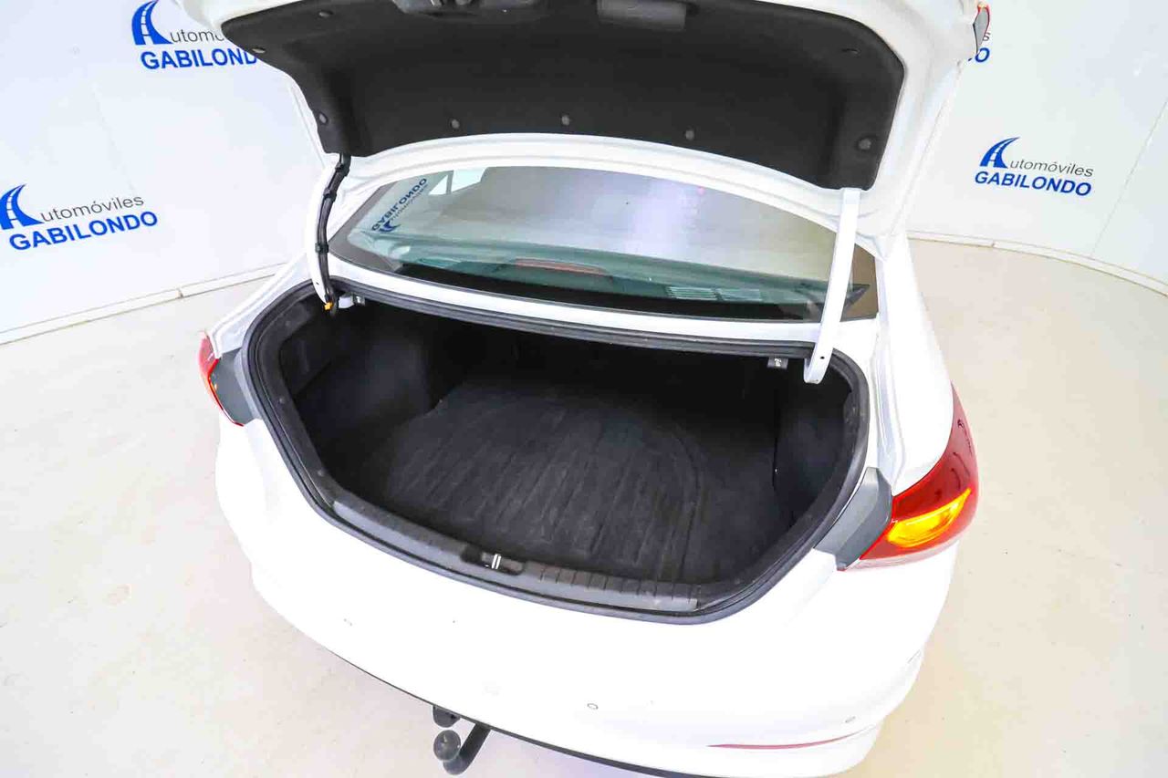 Hyundai Elantra 1.6 CRDi Tecno - Foto 48