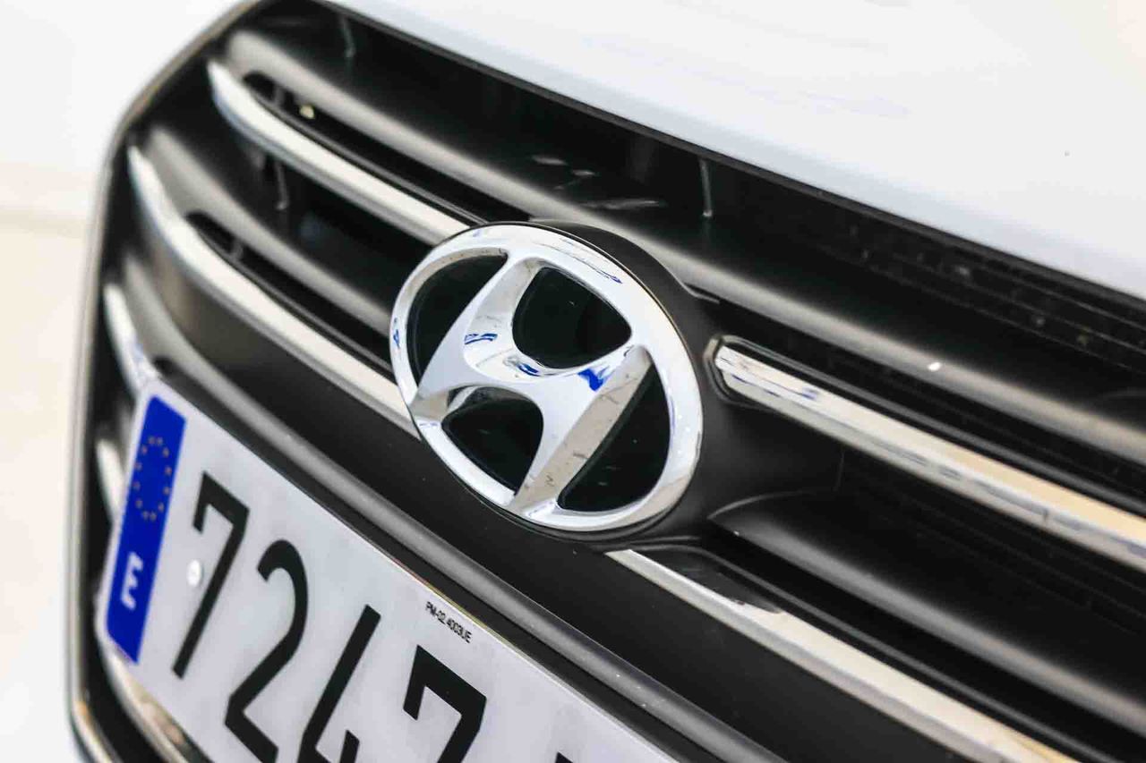 Hyundai Elantra 1.6 CRDi Tecno - Foto 11