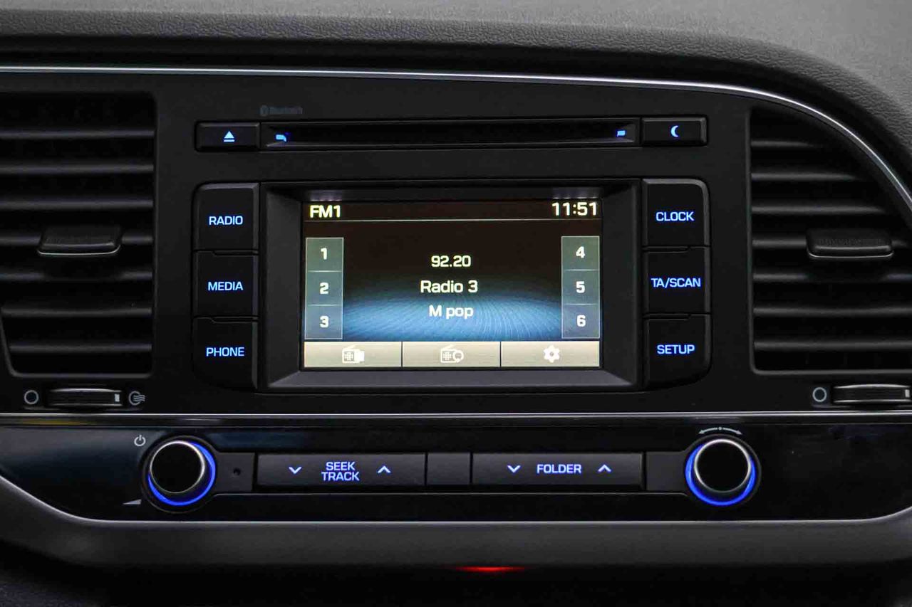 Hyundai Elantra 1.6 CRDi Tecno - Foto 44