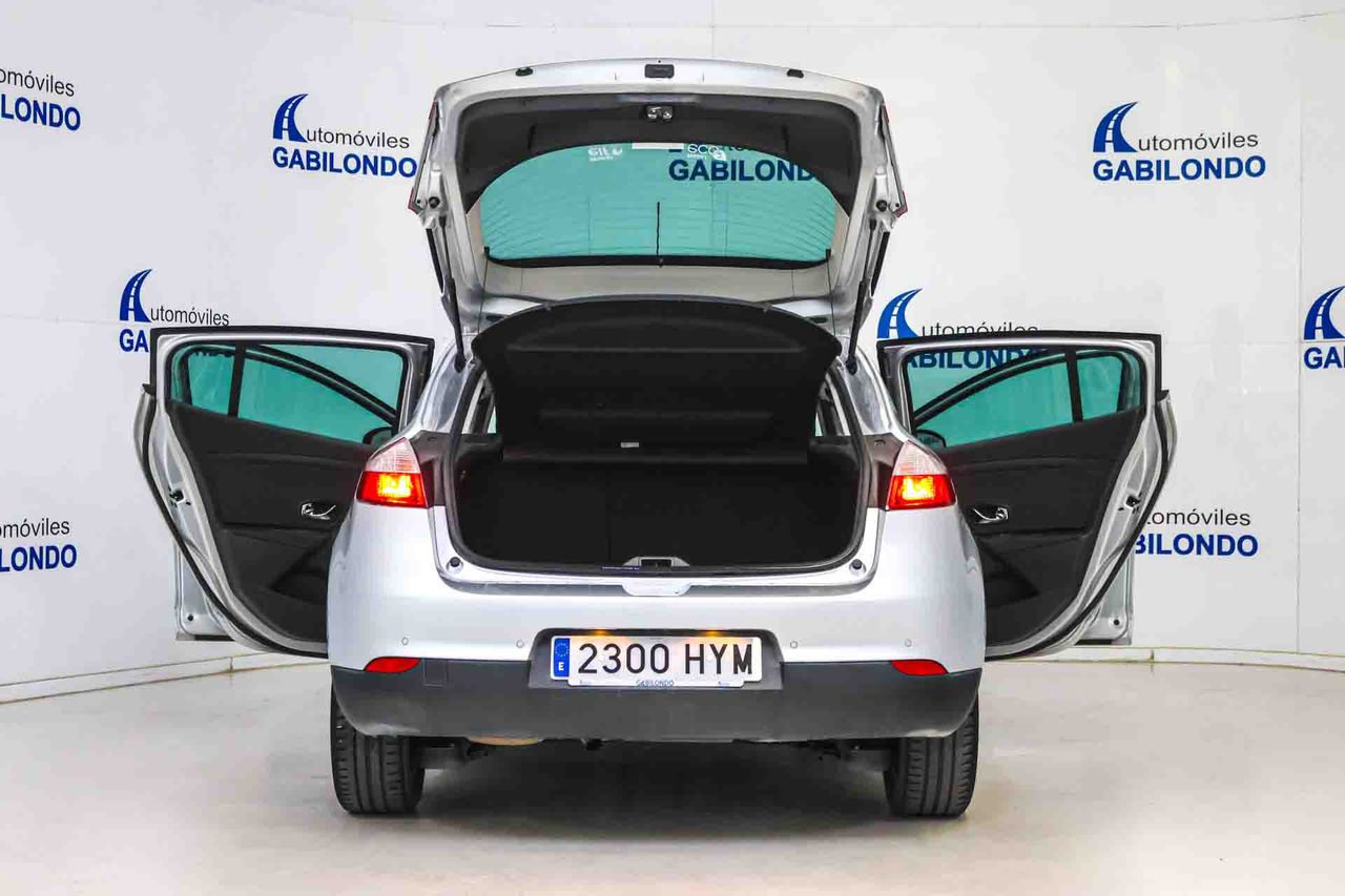 Renault Megane Limited Energy TCe 115 S&S eco2 - Foto 25