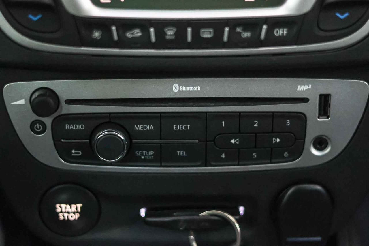 Renault Megane Limited Energy TCe 115 S&S eco2 - Foto 42
