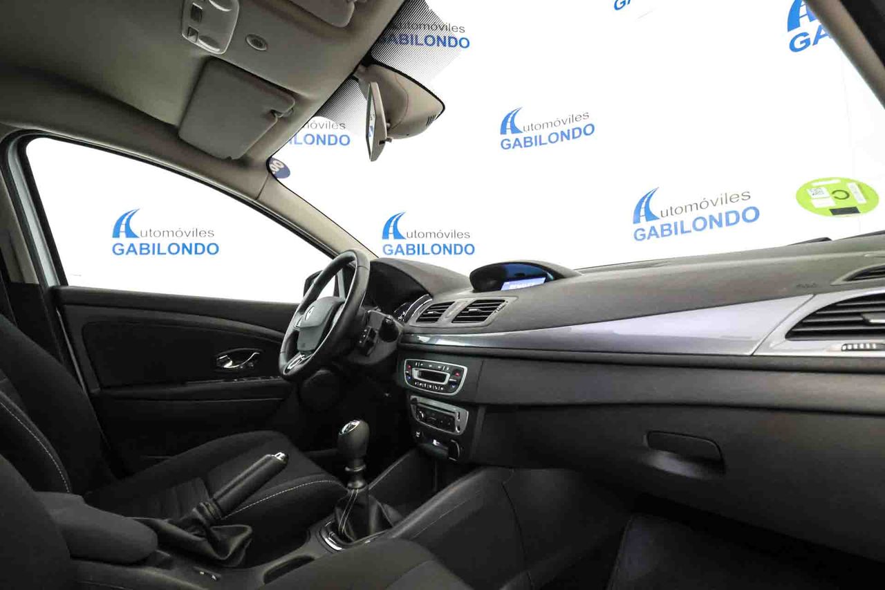 Renault Megane Limited Energy TCe 115 S&S eco2 - Foto 45