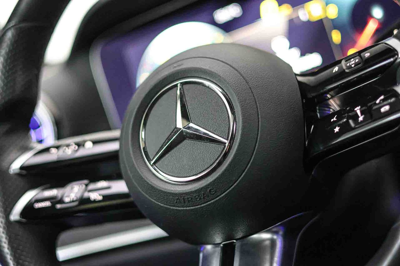 Mercedes Clase E Coupé E 350 **Modelo E 300 AMG Line** - Foto 39