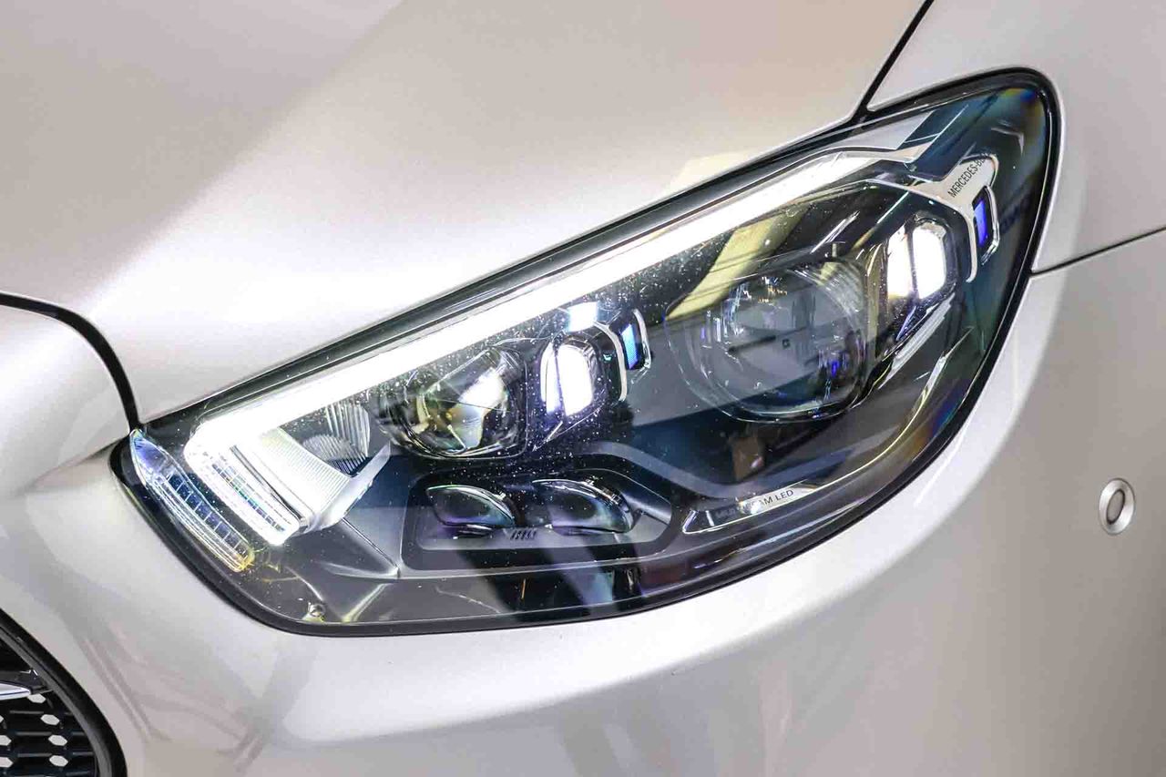 Mercedes Clase E Coupé E 350 **Modelo E 300 AMG Line** - Foto 15