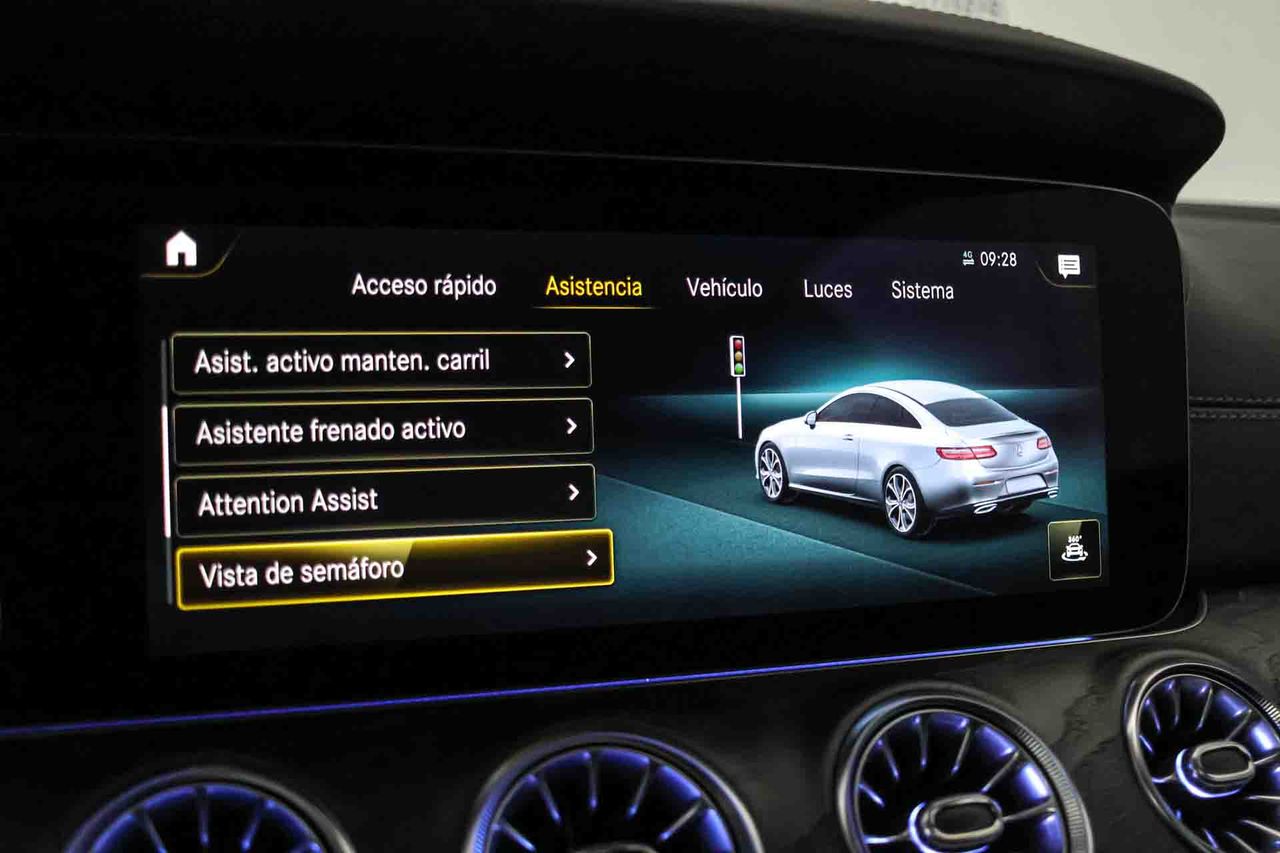 Mercedes Clase E Coupé E 350 **Modelo E 300 AMG Line** - Foto 73
