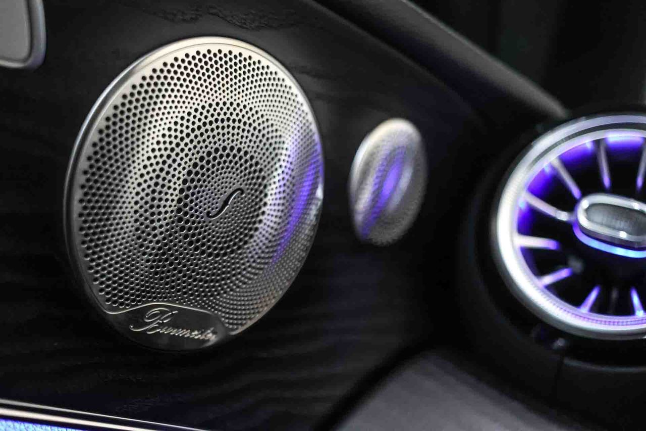 Mercedes Clase E Coupé E 350 **Modelo E 300 AMG Line** - Foto 36