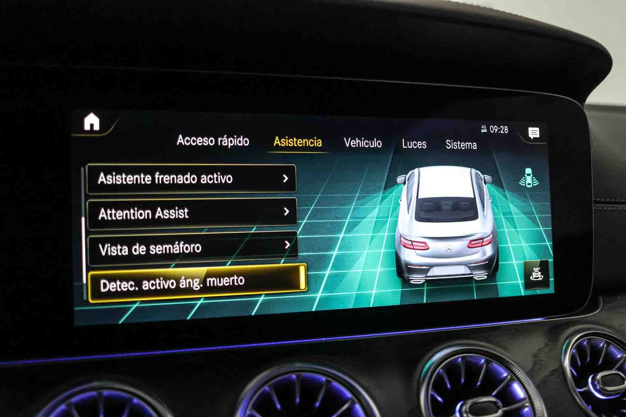 Mercedes Clase E Coupé E 350 **Modelo E 300 AMG Line** - Foto 74