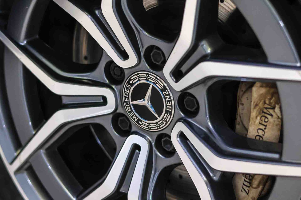 Mercedes Clase E Coupé E 350 **Modelo E 300 AMG Line** - Foto 21