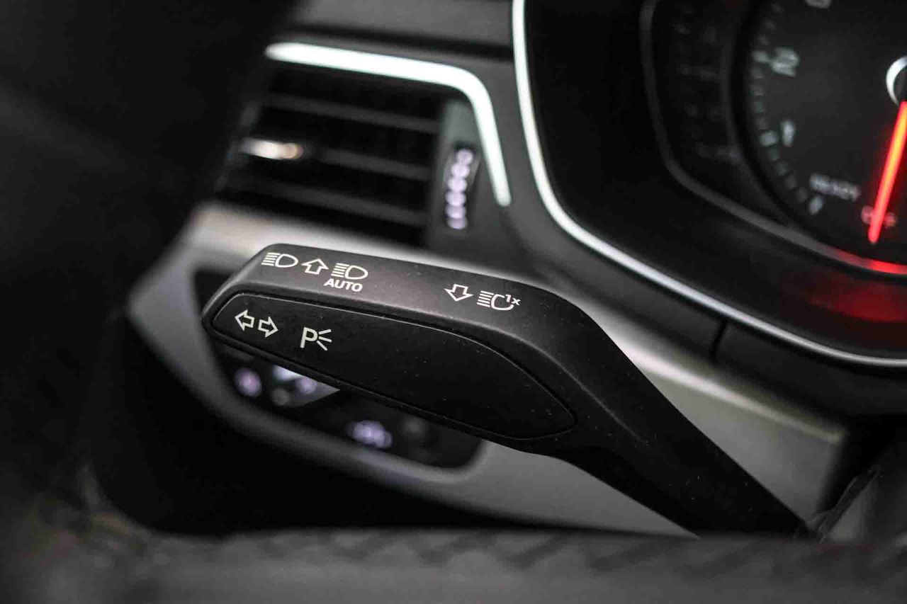 Audi A4 Advanced 35 TFSI 110kW (150CV) S tronic - Foto 37
