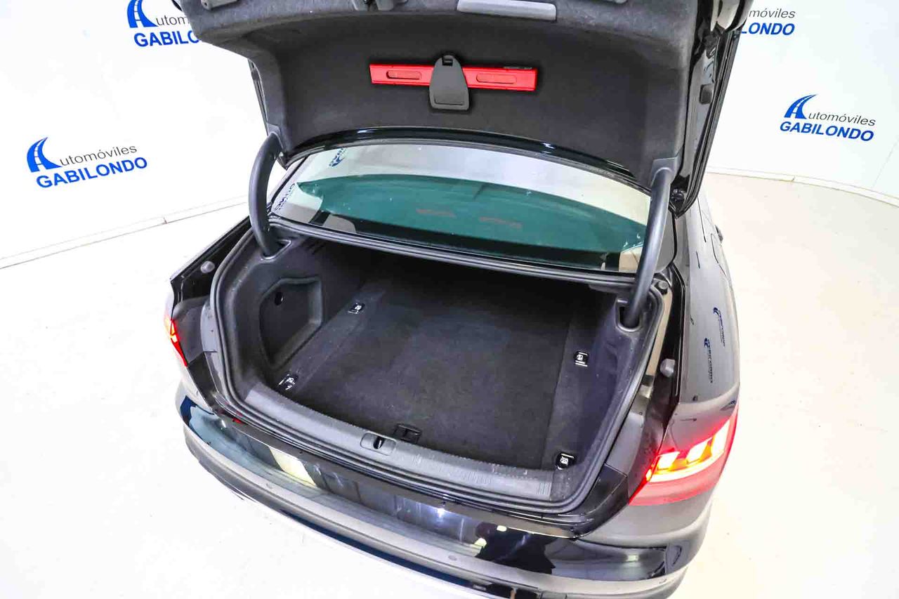 Audi A4 Advanced 35 TFSI 110kW (150CV) S tronic - Foto 51