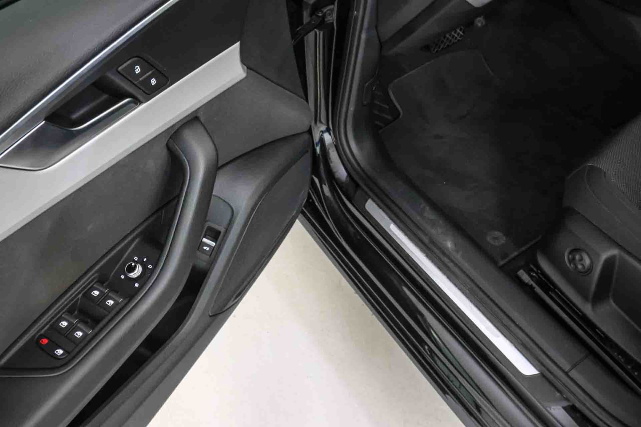 Audi A4 Advanced 35 TFSI 110kW (150CV) S tronic - Foto 29
