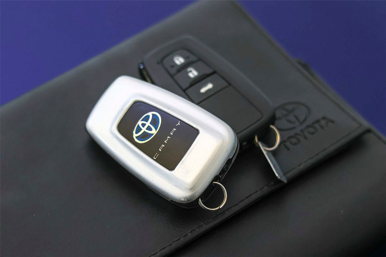 Toyota Camry 2.5 220H Advance - Foto 15