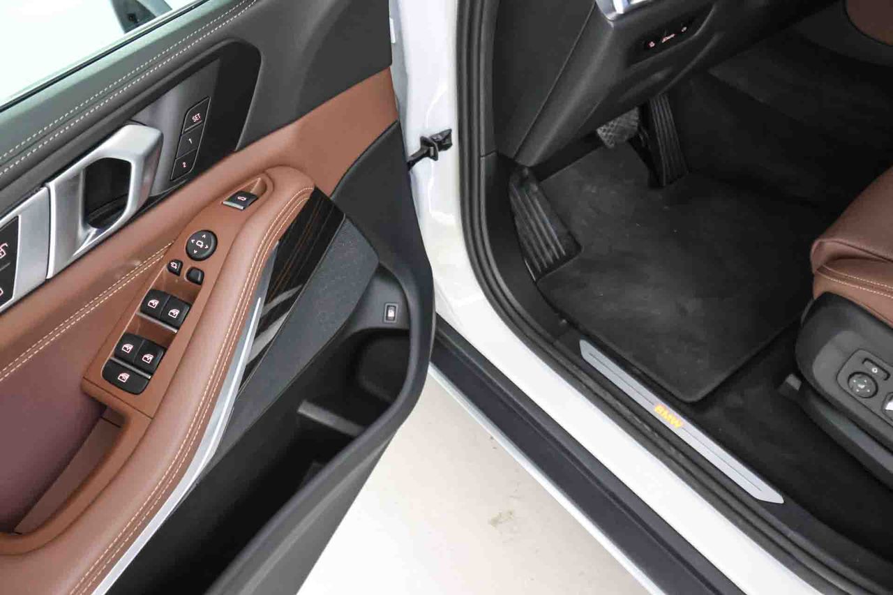BMW X5 xDrive50e Sólo 13.000 km - Foto 33