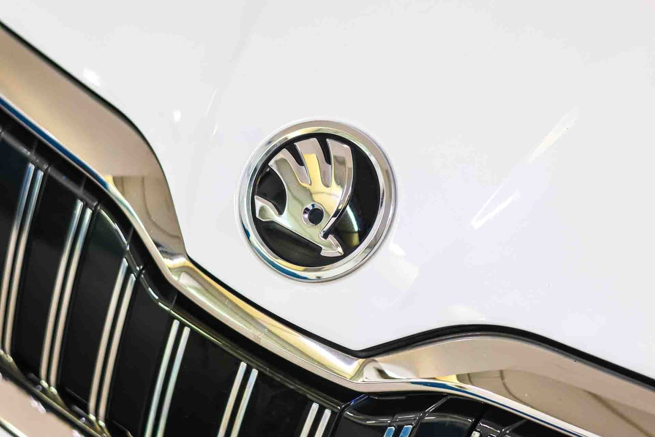 Skoda Superb Ambition 1.4 TSI iV P-HEV DSG - Foto 15