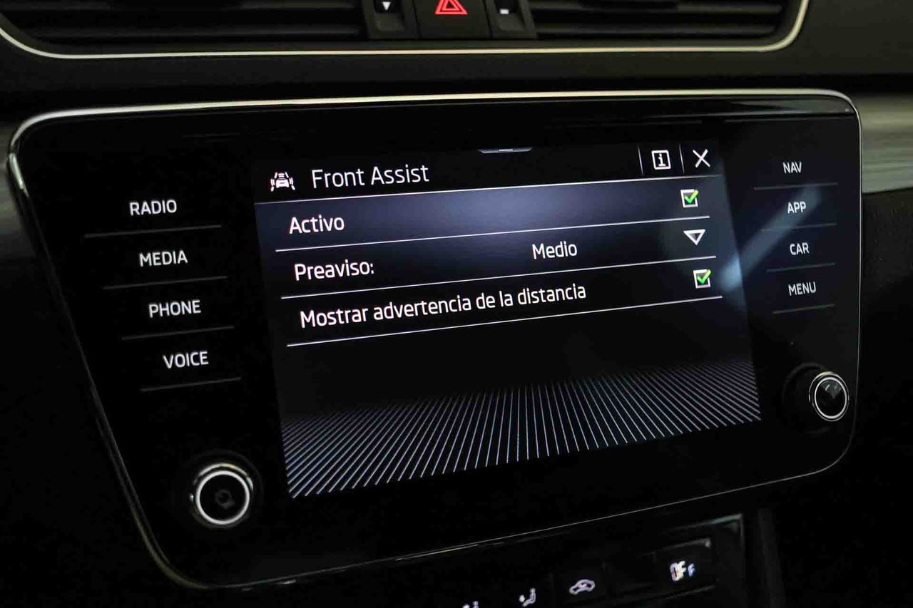 Skoda Superb Ambition 1.4 TSI iV P-HEV DSG - Foto 59