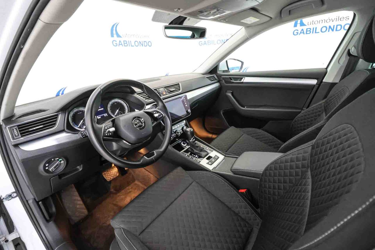 Skoda Superb Ambition 1.4 TSI iV P-HEV DSG - Foto 31