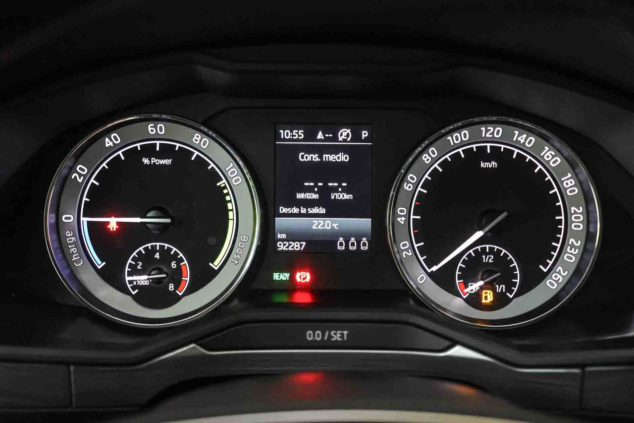 Skoda Superb Ambition 1.4 TSI iV P-HEV DSG - Foto 43