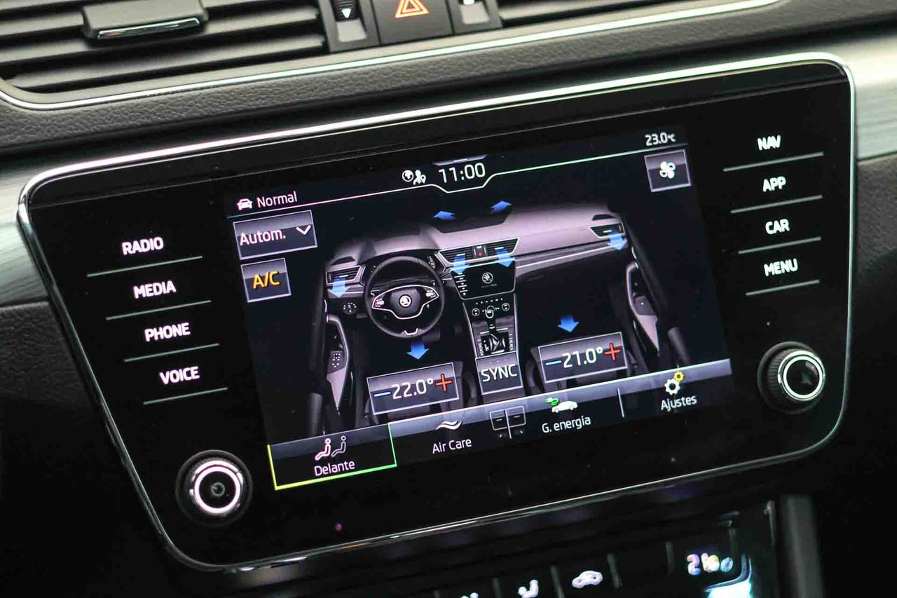 Skoda Superb Ambition 1.4 TSI iV P-HEV DSG - Foto 60