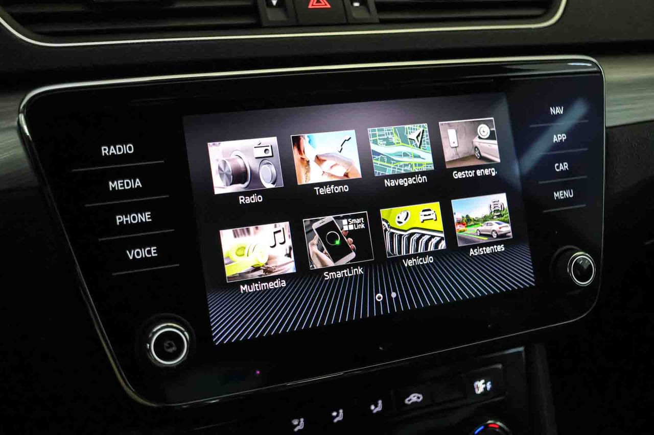 Skoda Superb Ambition 1.4 TSI iV P-HEV DSG - Foto 55