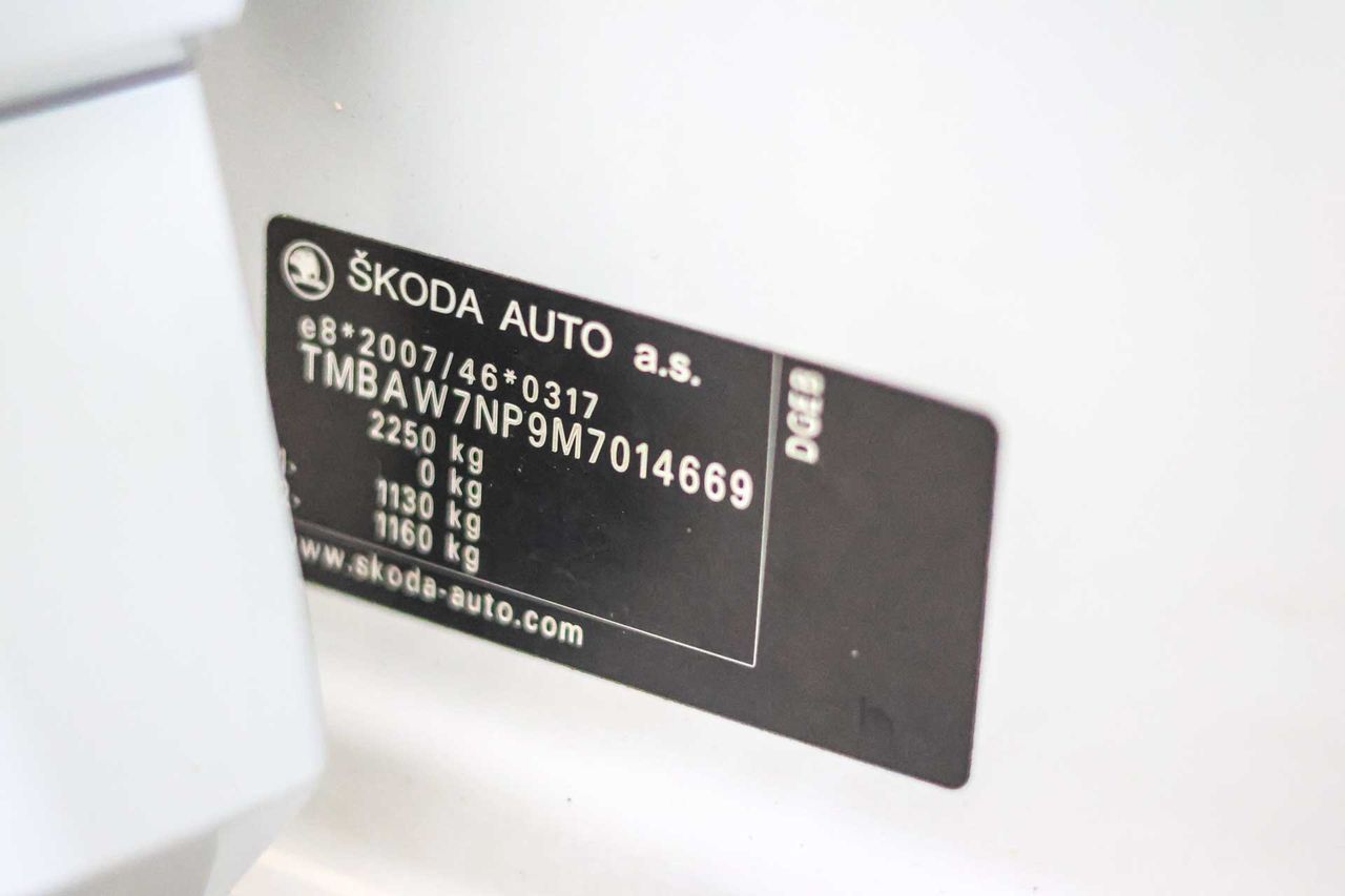 Skoda Superb Ambition 1.4 TSI iV P-HEV DSG - Foto 8