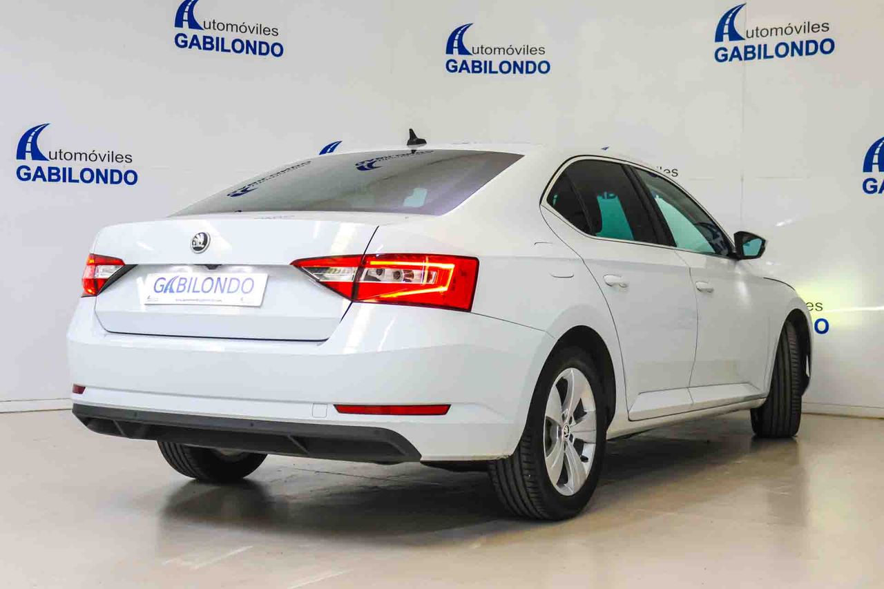 Skoda Superb Ambition 1.4 TSI iV P-HEV DSG - Foto 14