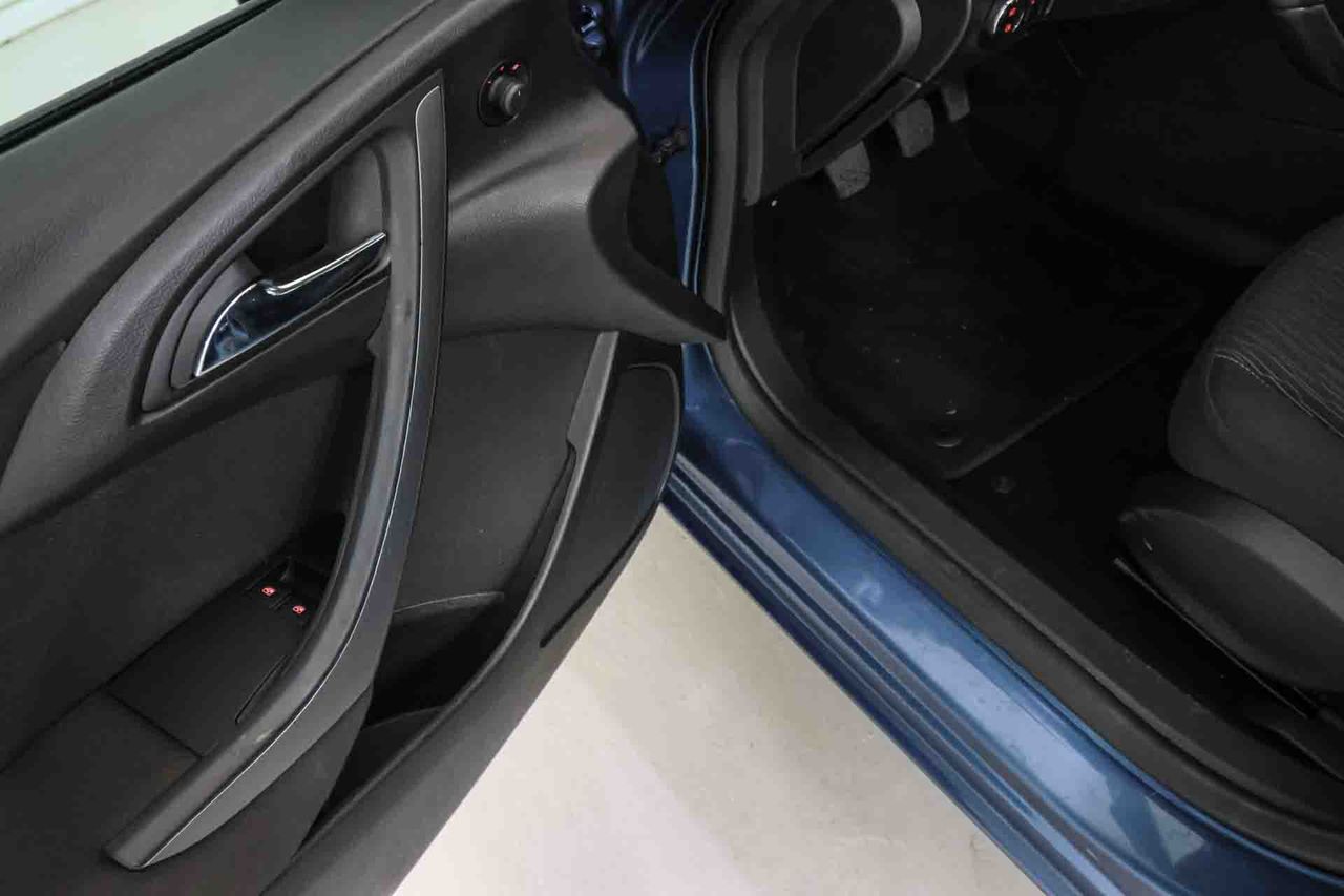 Opel Astra 1.6 CDTi 110 CV Excellence - Foto 29
