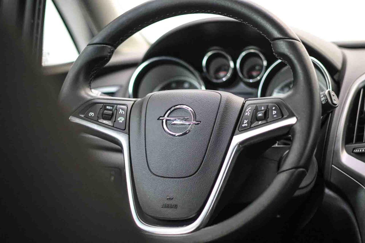 Opel Astra 1.6 CDTi 110 CV Excellence - Foto 32