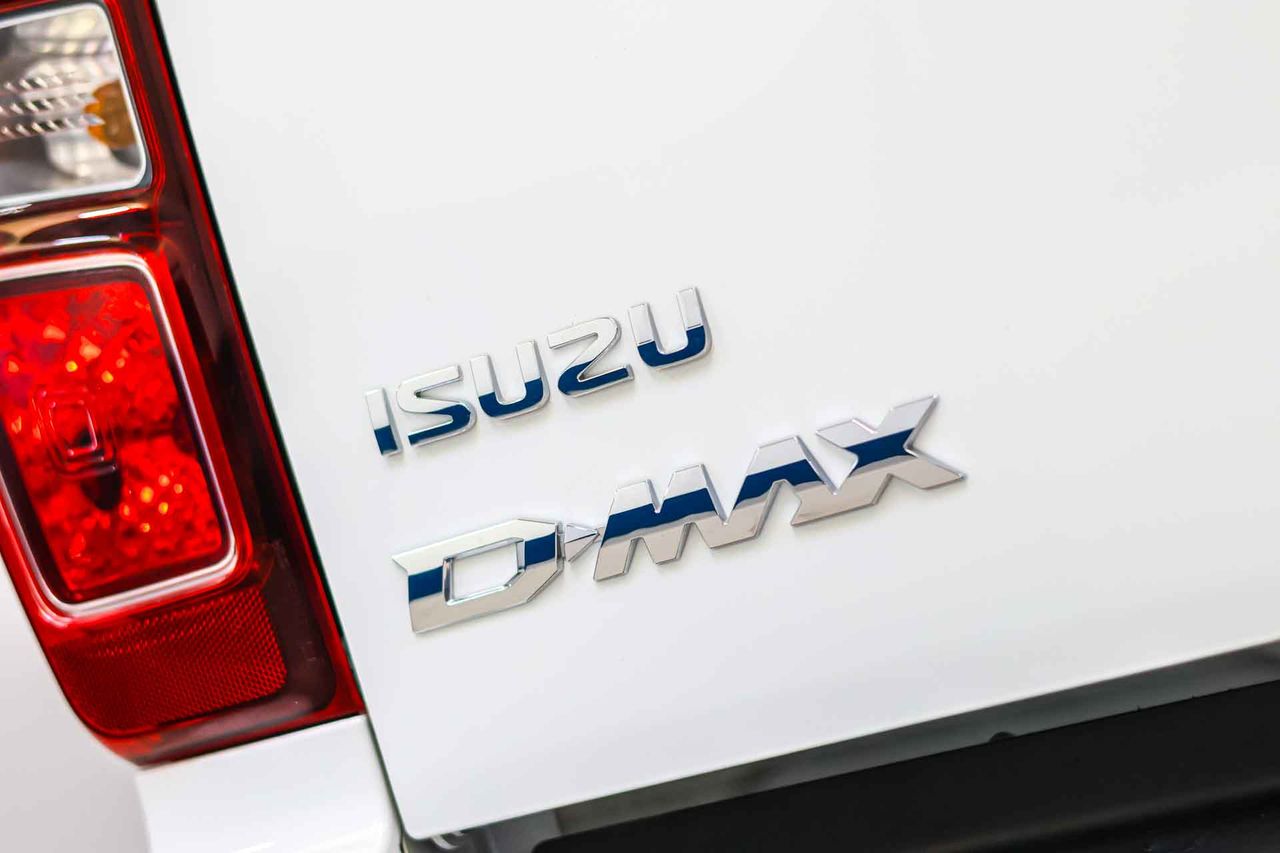 Isuzu D-Max Crew N60 BB 4x4 M/T - Foto 13