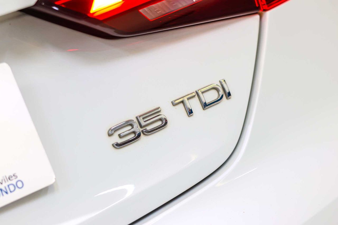 Audi A5 35 TDI 120kW (163CV) S tronic Sportback **Techo panorámico** - Foto 13