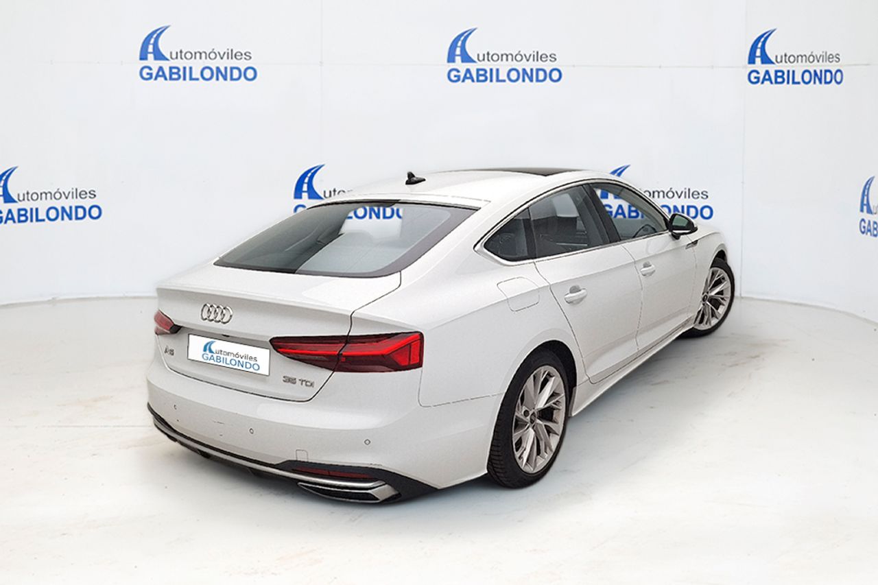 Audi A5 35 TDI 120kW (163CV) S tronic Sportback **Techo panorámico** - Foto 3