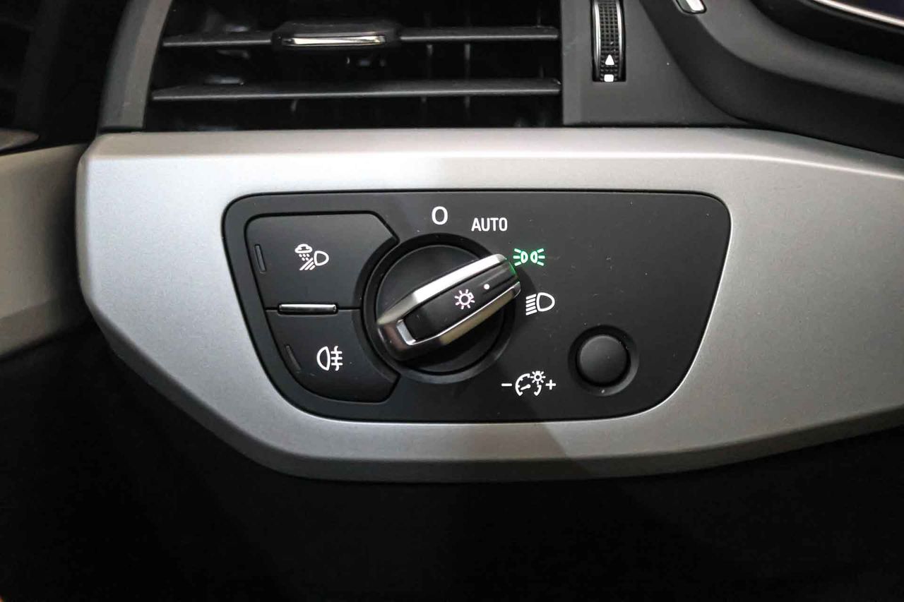 Audi A5 35 TDI 120kW (163CV) S tronic Sportback **Techo panorámico** - Foto 33