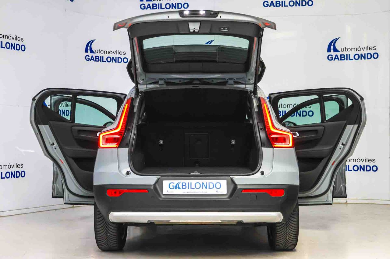 Volvo XC40 2.0 B3 G Core Auto - Foto 28