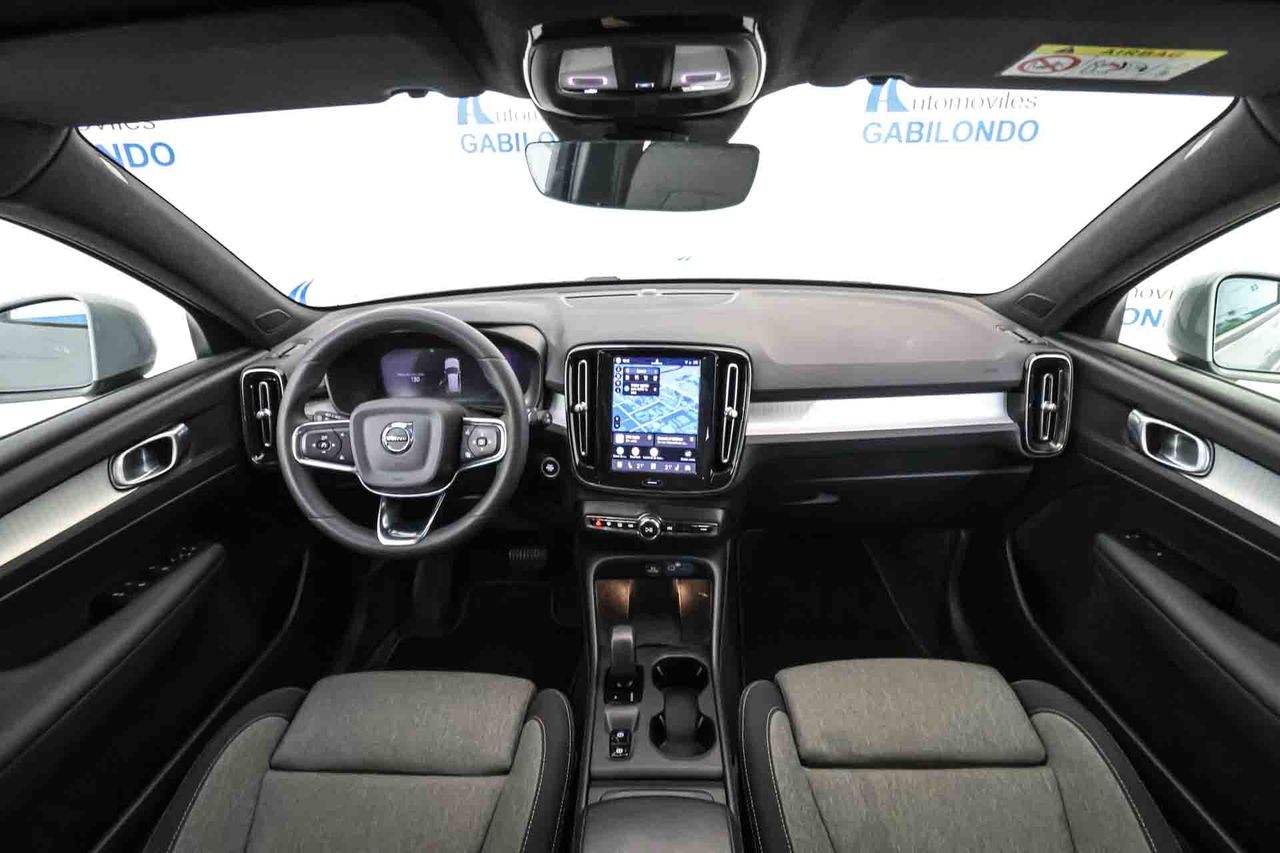 Volvo XC40 2.0 B3 G Core Auto - Foto 34