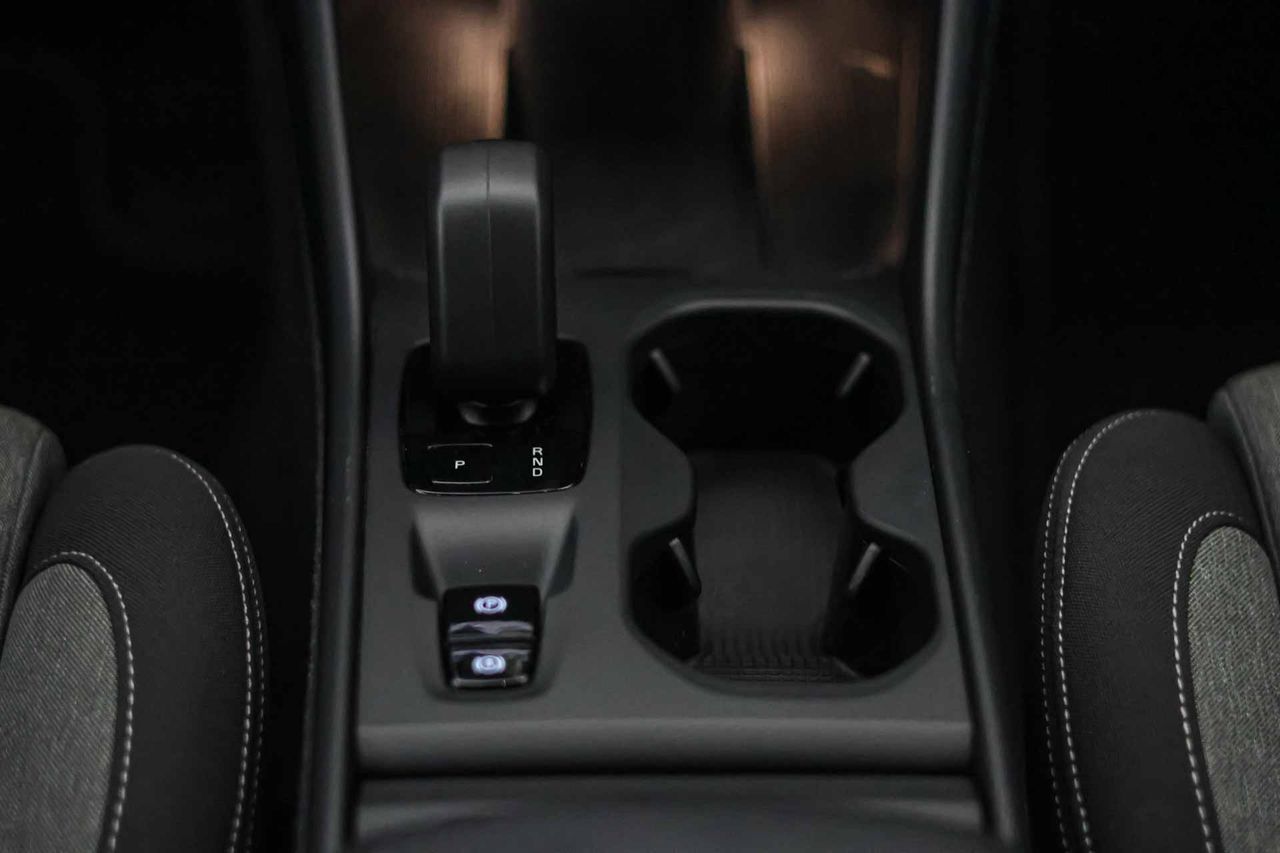 Volvo XC40 2.0 B3 G Core Auto - Foto 43