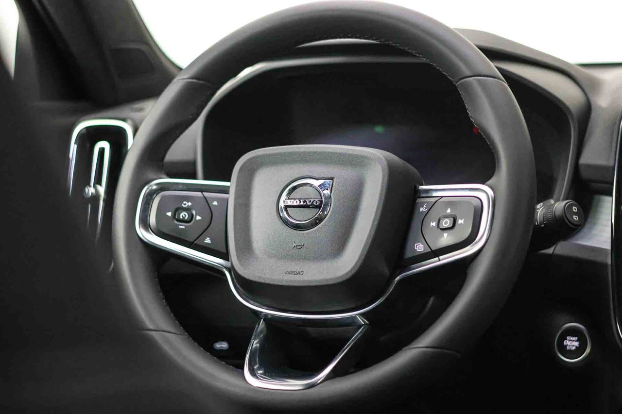 Volvo XC40 2.0 B3 G Core Auto - Foto 35