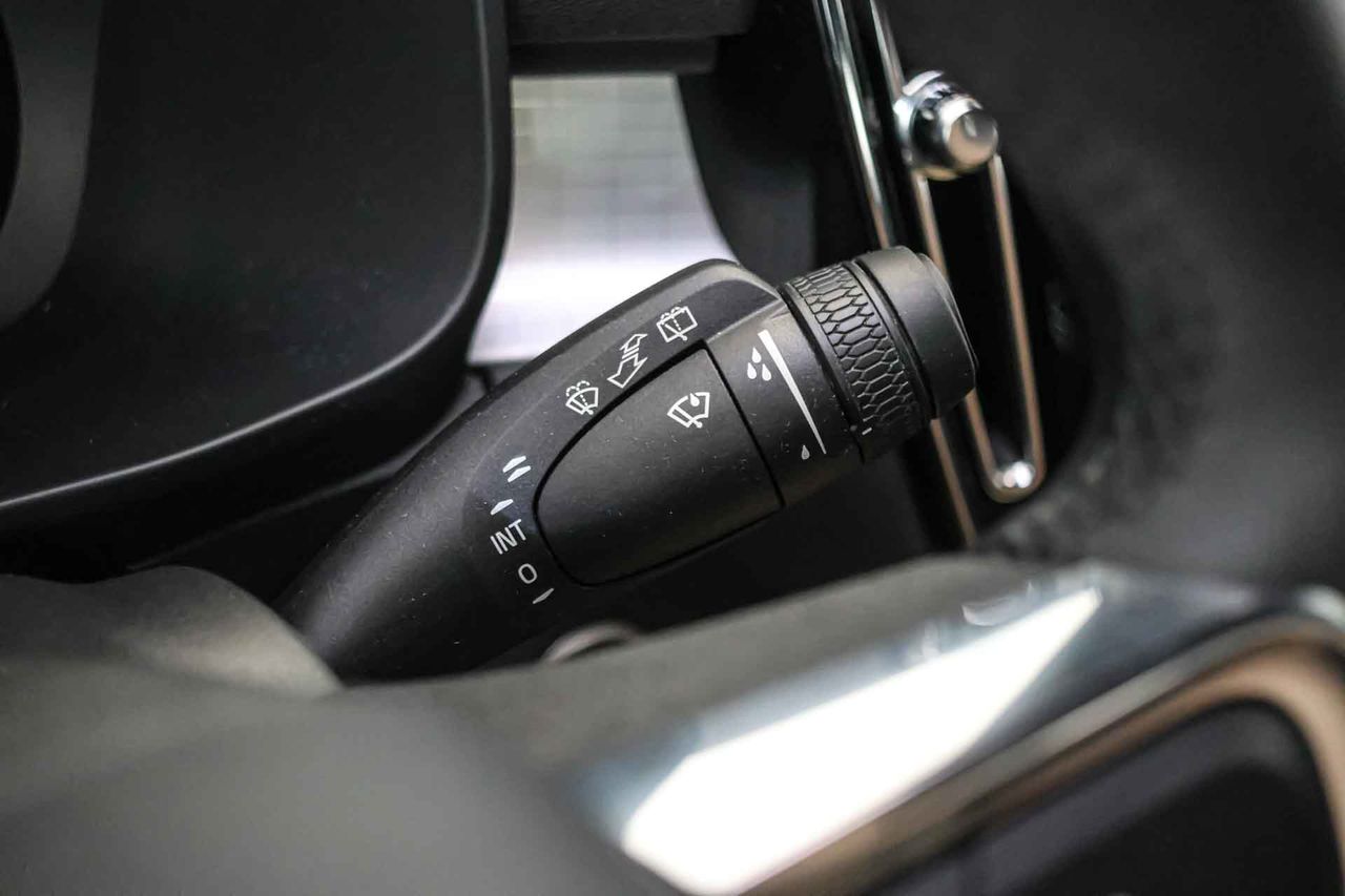 Volvo XC40 2.0 B3 G Core Auto - Foto 40