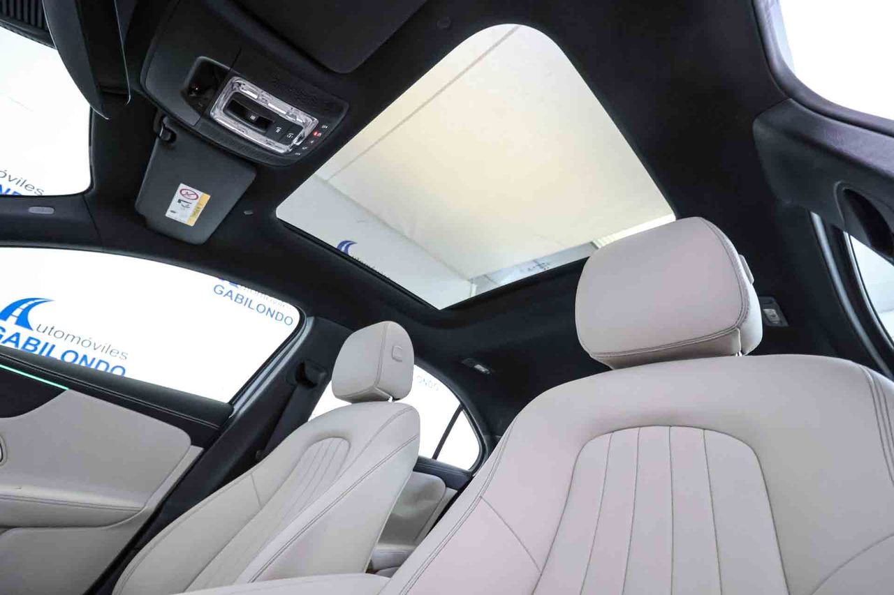 Mercedes Clase A A 250 e Sedán - Foto 36