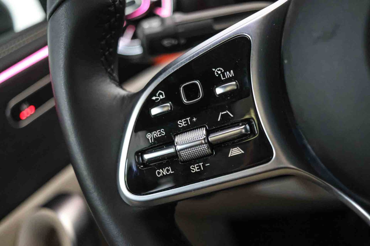Mercedes Clase A A 250 e Sedán - Foto 44