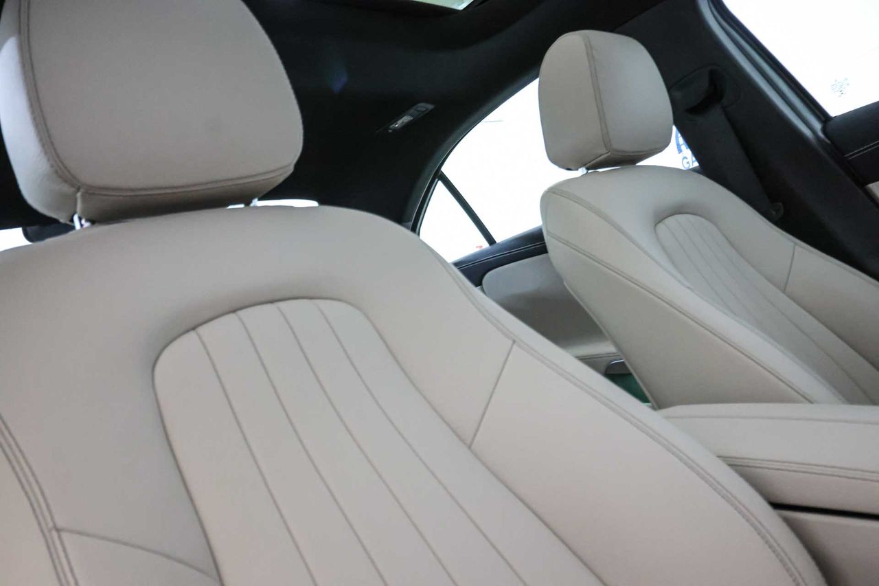 Mercedes Clase A A 250 e Sedán - Foto 57